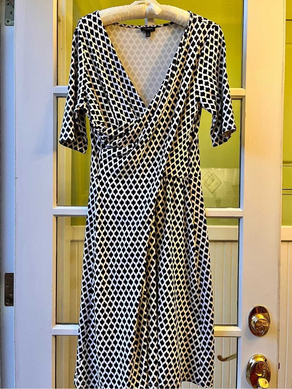 Talbots Black & White Geometric Stretchy Faux Wrap Dress